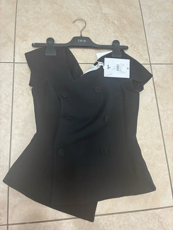 Dior Women’s Ready to Wear Jacket Vest- Black - Picture 3 of 4